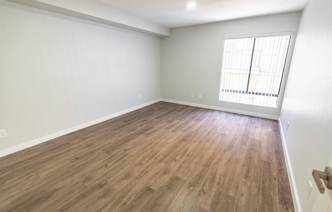 1 bed, 1 bath, 700 sqft, $2,098, Unit 309