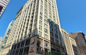 8 W Monroe St, Chicago IL 607