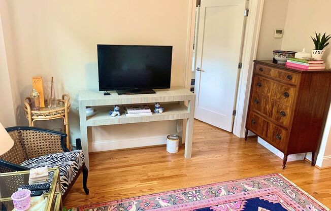 1 bed, 1 bath, 500 sqft, $2,450, Unit 302