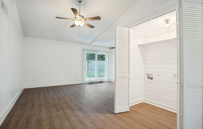 Freshly Renovated 3 Bedroom House in Plano!