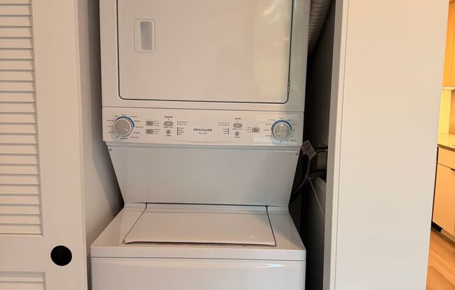 Studio, 1 bath, 362 sqft, $2,310, Unit 511