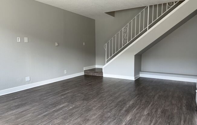 2 beds, 1.5 baths, 1,050 sqft, $3,150, Unit 1732-7