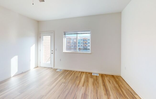 2 beds, 2 baths, 1,151 sqft, $1,505, Unit 7950-2201