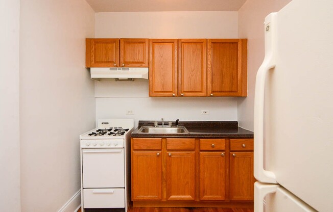2737 Spaulding