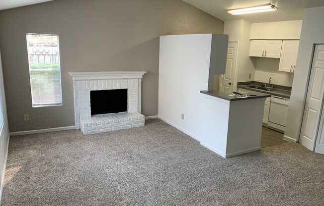 2 beds, 2 baths, 1,038 sqft, $1,215, Unit 3401