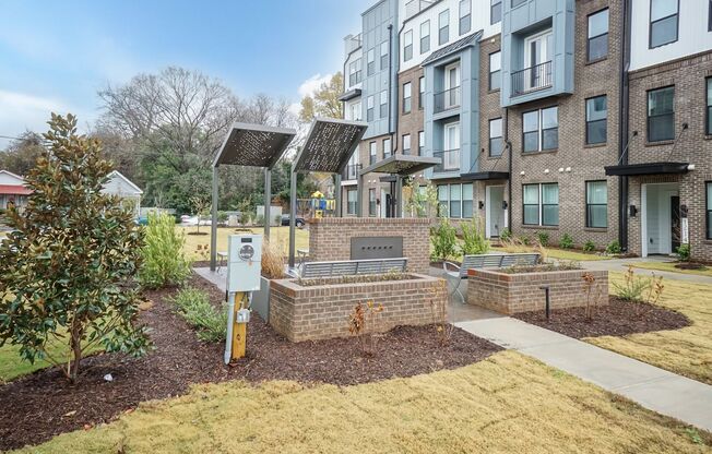 2 beds, 2.5 baths, $2,295, Unit UNIT 101