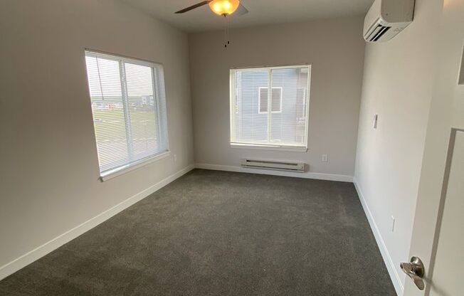 3 beds, 3.5 baths, 2,358 sqft, $3,200, Unit 4888-334