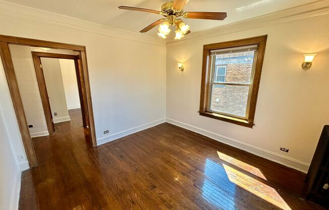 1 bed, 1 bath, 425 sqft, $1,725, Unit 233-301