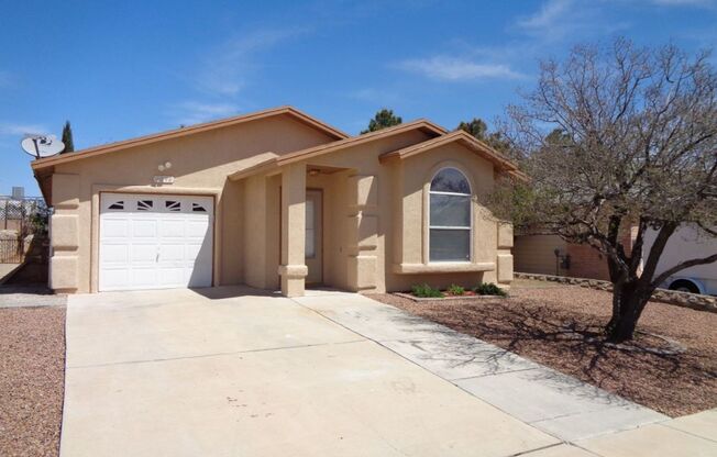 Adorable Single Level Eastside Home With Evaporative Air Located In Quiet Neighborhood