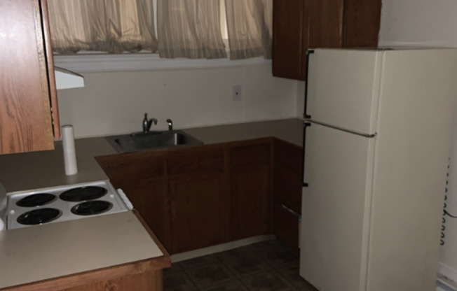 1 bed, 1 bath, $1,350, Unit 24S-1