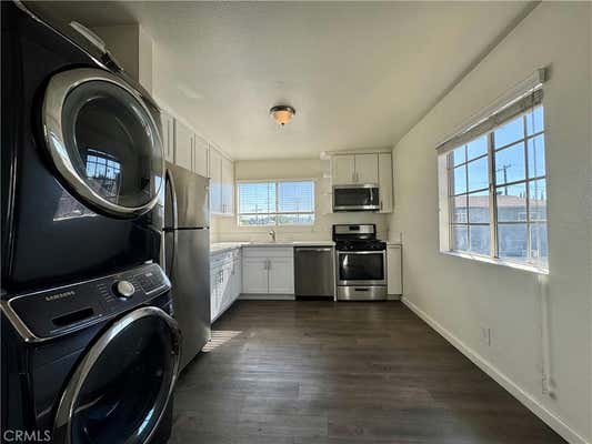 2 beds, 1 bath, 800 sqft, $2,500, Unit D