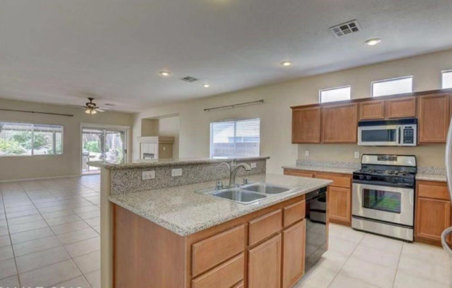 10585 GAMBASSI CT