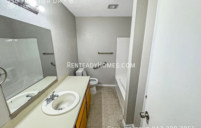 2 beds, 1 bath, 795 sqft, $1,050, Unit Unit B