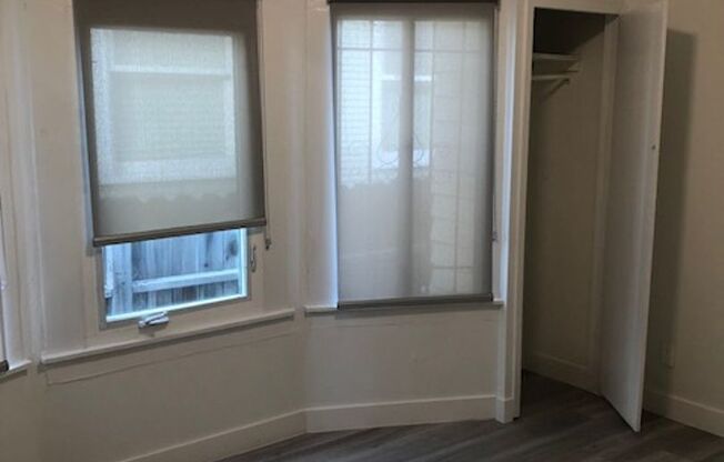 1 bed, 1 bath, $2,795, Unit B