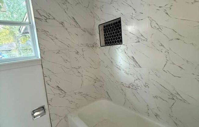 BEAUTIFUL HOME IN HOUSTON. MOVE IN READY!.