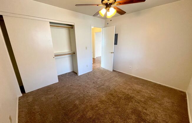 2 beds, 1 bath, $1,100