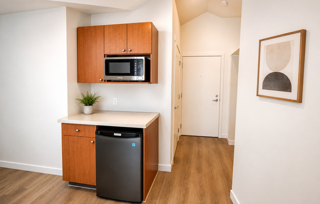Studio, 1 bath, 175 sqft, $1,095, Unit 3506