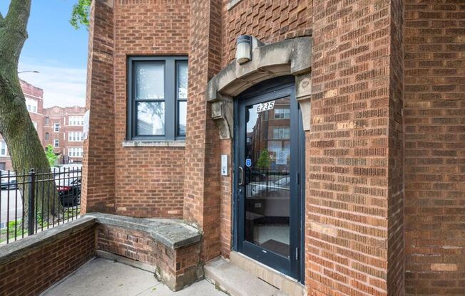 6235-45 S. Martin Luther King Dr.