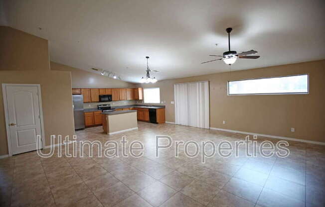 15616 N 164 LN