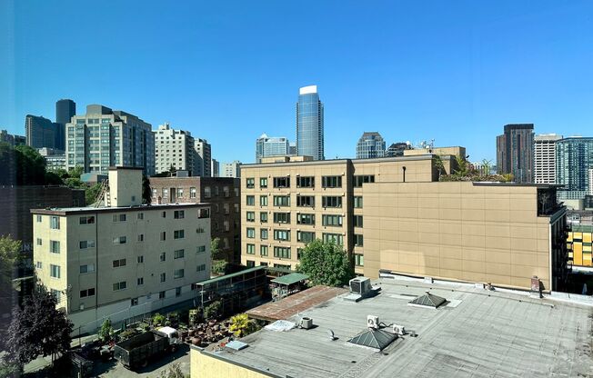 2 beds, 2 baths, 826 sqft, $3,600, Unit Unit 707