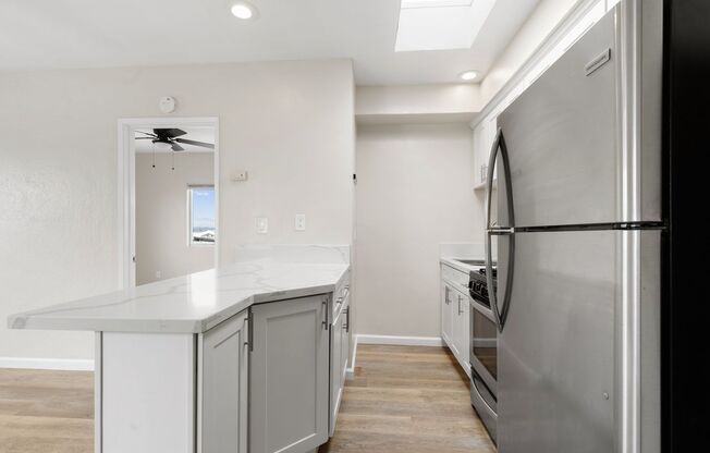 1 bed, 1 bath, 403 sqft, $2,545, Unit Unit 11