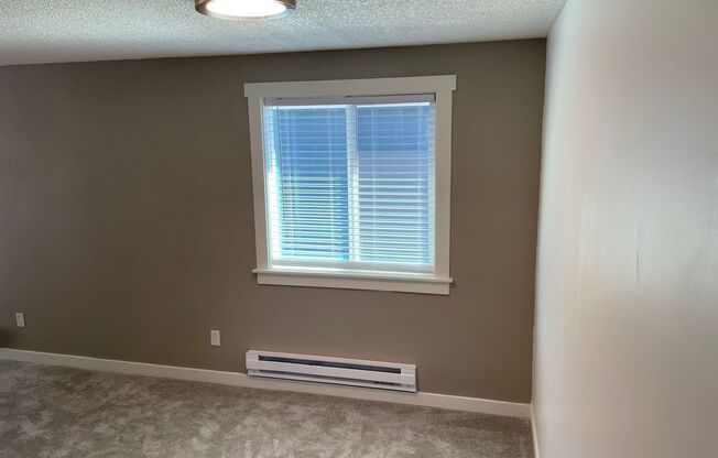 Brand new remodel - top floor 2 bedroom with deck and parking
