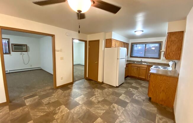 1 bed, 1 bath, 635 sqft, $775, Unit 1