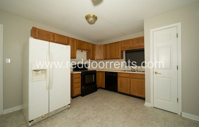 3 beds, 2 baths, $1,500