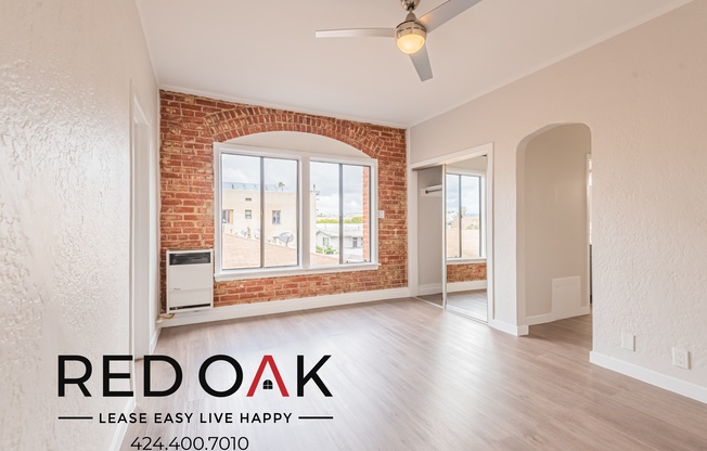 238 3/4 S MARIPOSA AVE