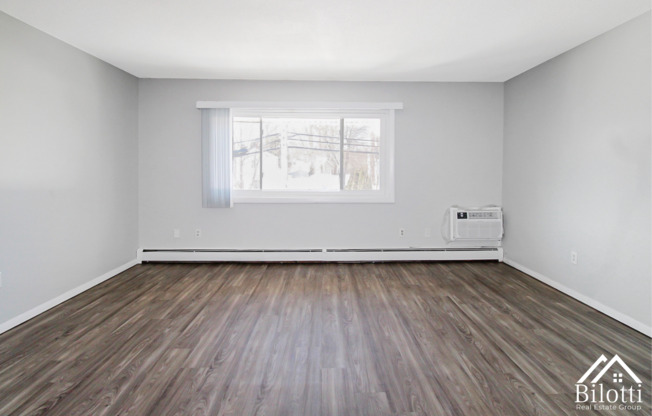 301 Oaklawn Avenue