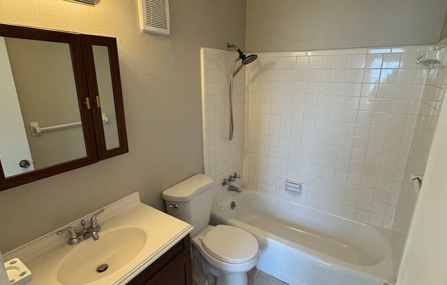 2 beds, 2 baths, $1,695