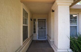 3 beds, 2 baths, $2,300