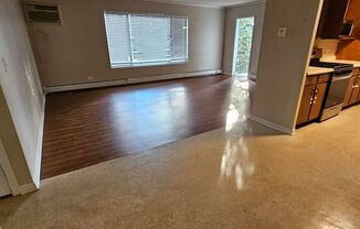 2 beds, 1.5 baths, 1,100 sqft, $1,695, Unit 317 2B