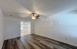 2 beds, 1 bath, $1,275