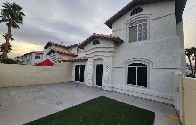 Modern Comfort in the Heart of Summerlin!