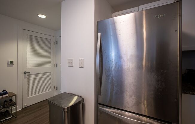 1 bed, 1 bath, $2,450, Unit (#1017)