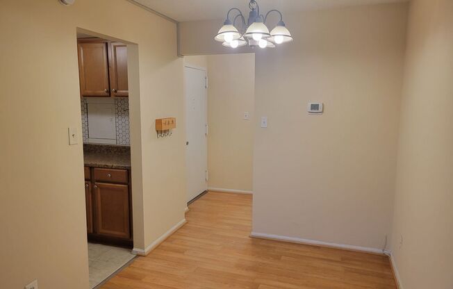 Studio, 1 bath, $1,700, Unit (Apt 301)