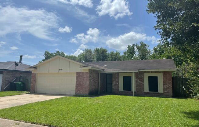 3 bedroom / 2bath home in Southwest Houston.