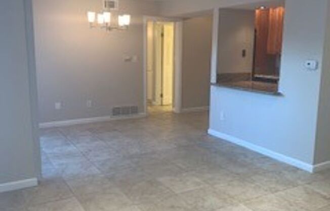 2 beds, 2 baths, $2,590, Unit 3