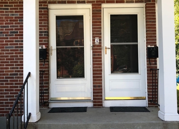 4 HAWTHORNE ST