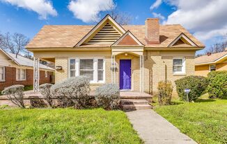 Spacious Home Seconds from TCU Campus
