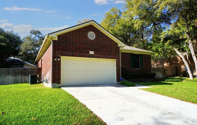 Charming Forest Ridge Gem – Move-In Ready in Schertz, TX! - Realtor Commission: $500