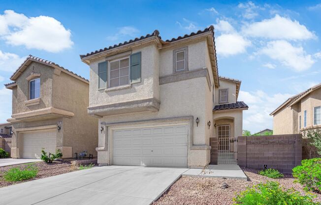 4 beds, 2.5 baths, $2,195