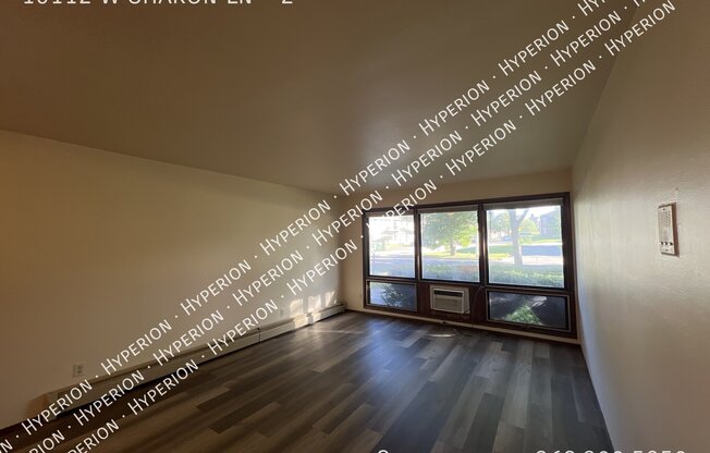 10112 W SHARON LN