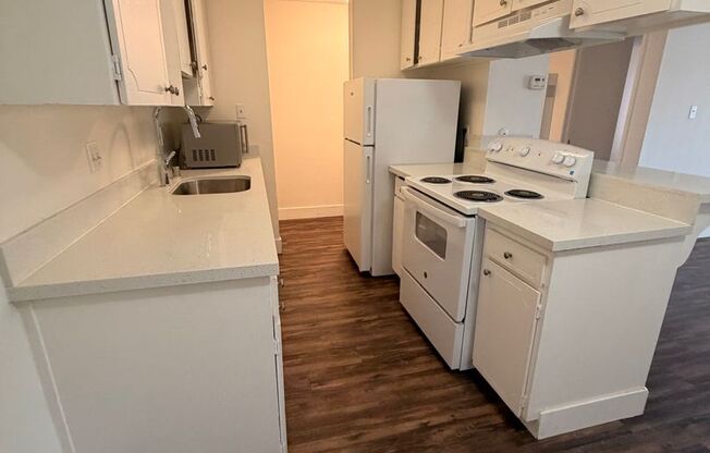1 bed, 1 bath, 625 sqft, $1,950, Unit 204