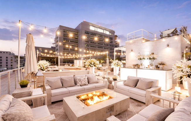 2 beds, 2 baths, 1,172 sqft, $5,250, Unit 1013