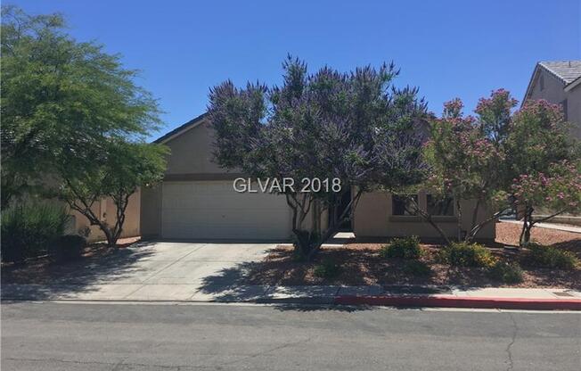**$350 OFF 1st MONTH RENT** Cute 3 Bedroom NLV Property