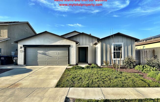 1032 E. LOYOLA AVE - 4 BEDROOM 2 BATH - BRAND NEW DR HORTON HOME - VISALIA