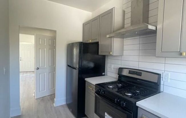 1 bed, 1 bath, 750 sqft, $1,850