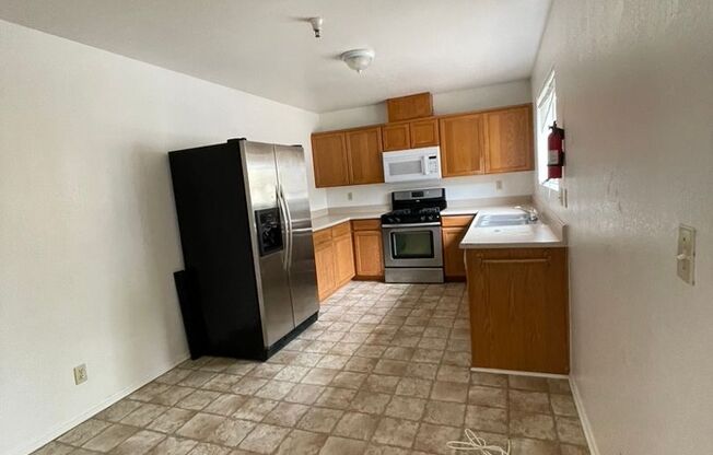 3 beds, 1 bath, $6,150, Unit A